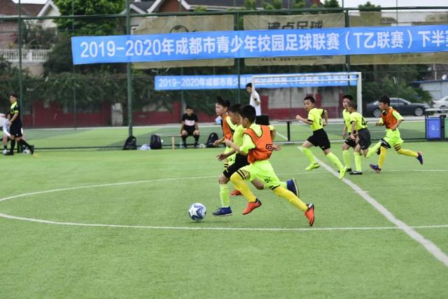 库里22+6+6杜兰特31分 勇士险胜太阳终结3连败