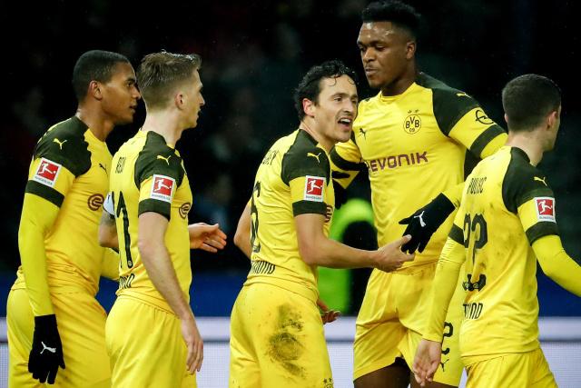 最强阵容!詹库杜恩末节合砍29分 美国13分逆转